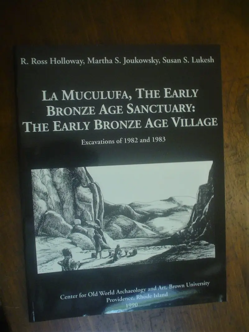 La Muculufa, Early Bronze Age Sanctuary: The Early Bronze Age Village. Excavations of 1982 and 1983.